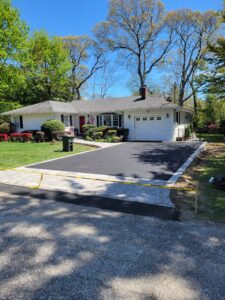 Long Island Asphalt Driveway 16